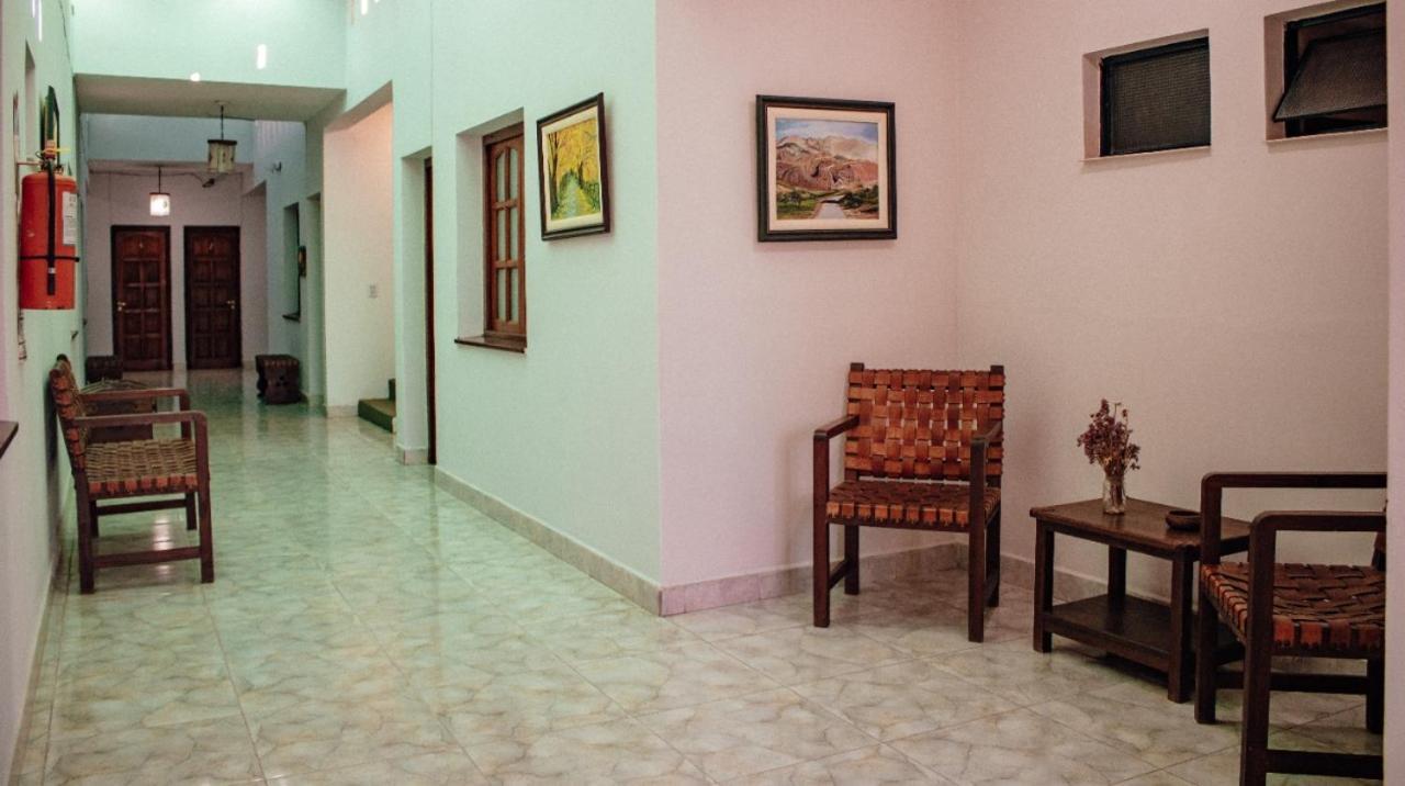Cabanas Y Hostal Las Marias Cafayate Eksteriør billede